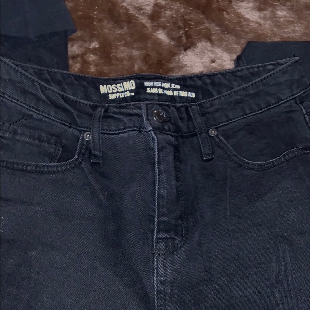 Black High Ruse Mom Jeans